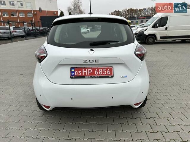 Білий Рено Зое, об'ємом двигуна 0 л та пробігом 49 тис. км за 12500 $, фото 7 на Automoto.ua
