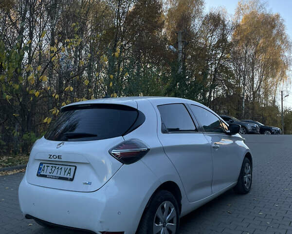 Рено Зое 2021 у Хмельницькому на Automoto.ua Білий Рено Зое, об'ємом двигуна 0 л та пробігом 76 тис. км за 11000 $, фото 4 на Automoto.ua