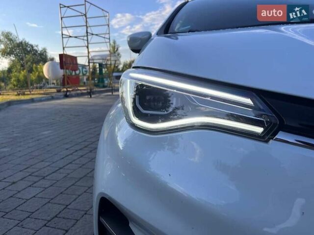 Рено Зое 2021 в Калуше на Automoto.ua Белый Рено Зое, объемом двигателя 0 л и пробегом 113 тыс. км за 11700 $, фото 13 на Automoto.ua