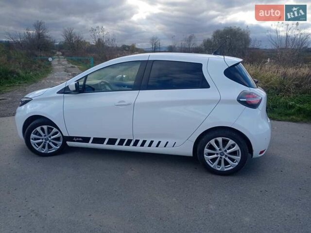 Белый Рено Зое, объемом двигателя 0 л и пробегом 110 тыс. км за 11625 $, фото 3 на Automoto.ua