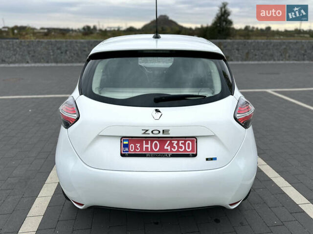 Рено Зое 2021 в Мукачеве на Automoto.ua Белый Рено Зое, объемом двигателя 0 л и пробегом 81 тыс. км за 11999 $, фото 8 на Automoto.ua