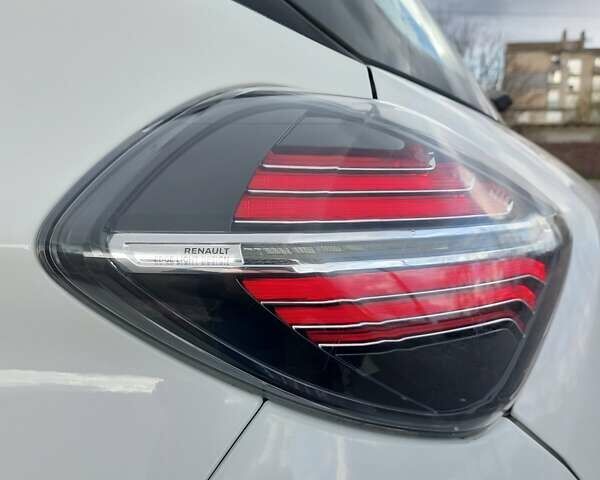 Белый Рено Зое, объемом двигателя 0 л и пробегом 73 тыс. км за 11100 $, фото 23 на Automoto.ua