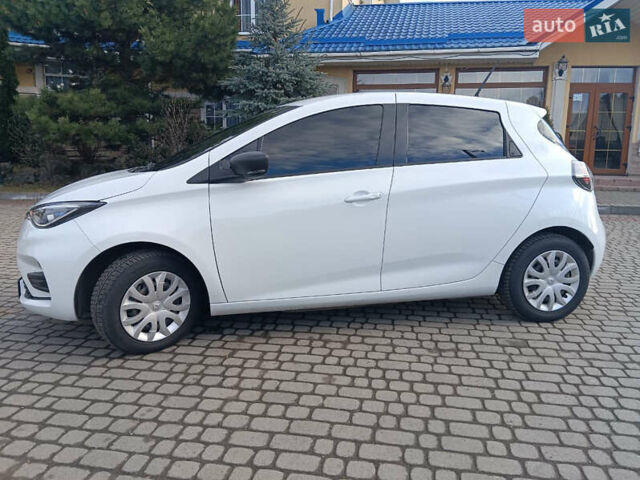 Белый Рено Зое, объемом двигателя 0 л и пробегом 39 тыс. км за 12000 $, фото 6 на Automoto.ua