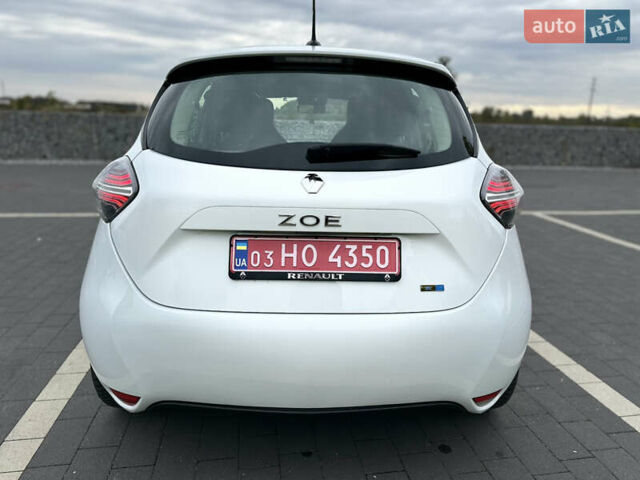 Рено Зое 2021 в Мукачеве на Automoto.ua Белый Рено Зое, объемом двигателя 0 л и пробегом 81 тыс. км за 11999 $, фото 7 на Automoto.ua
