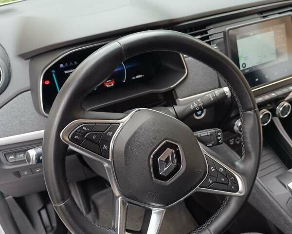 Белый Рено Зое, объемом двигателя 0 л и пробегом 130 тыс. км за 10350 $, фото 53 на Automoto.ua