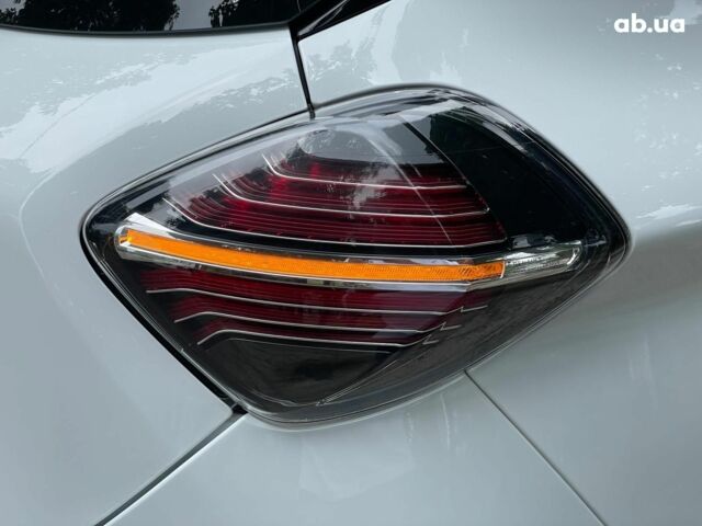 Белый Рено Зое, объемом двигателя 0 л и пробегом 34 тыс. км за 13990 $, фото 18 на Automoto.ua