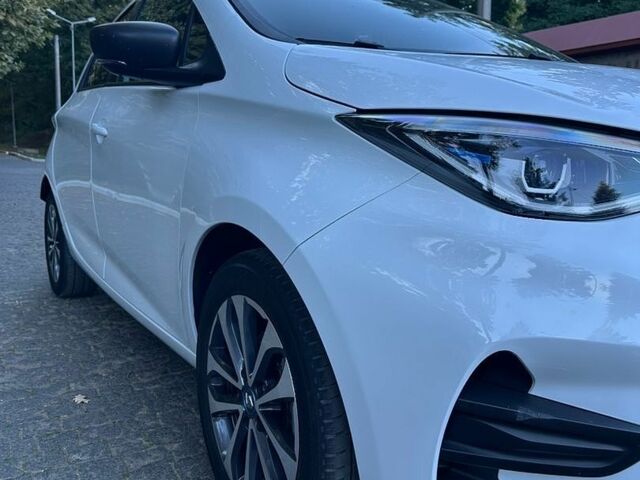 Білий Рено Зое, об'ємом двигуна 0 л та пробігом 80 тис. км за 13200 $, фото 22 на Automoto.ua