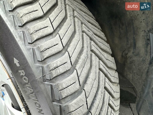 Рено Зое 2021 в Мукачеве на Automoto.ua Белый Рено Зое, объемом двигателя 0 л и пробегом 81 тыс. км за 11999 $, фото 69 на Automoto.ua