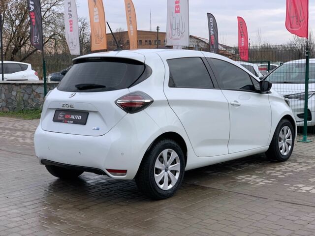 Белый Рено Зое, объемом двигателя 0 л и пробегом 124 тыс. км за 11955 $, фото 4 на Automoto.ua