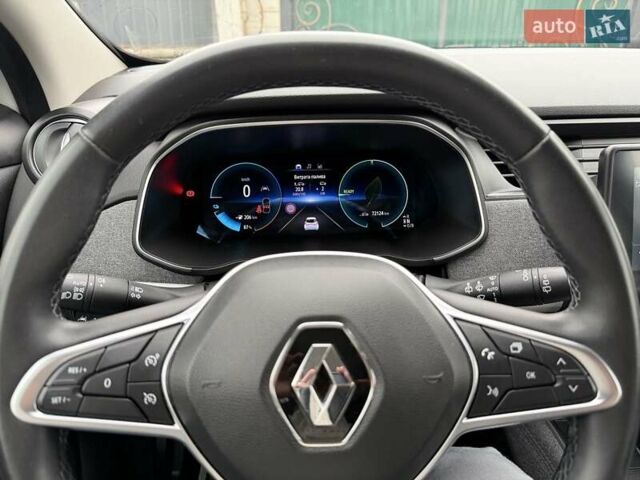 Білий Рено Зое, об'ємом двигуна 0 л та пробігом 72 тис. км за 11999 $, фото 6 на Automoto.ua