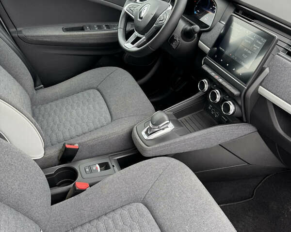 Белый Рено Зое, объемом двигателя 0 л и пробегом 12 тыс. км за 13400 $, фото 18 на Automoto.ua