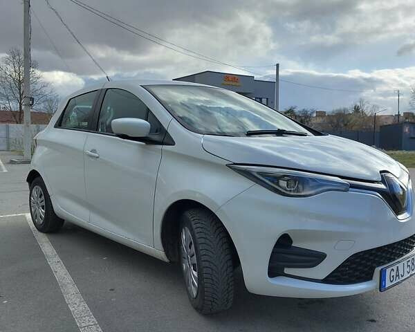 Белый Рено Зое, объемом двигателя 0 л и пробегом 59 тыс. км за 11199 $, фото 20 на Automoto.ua