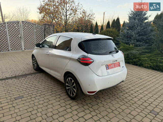 Белый Рено Зое, объемом двигателя 0 л и пробегом 7 тыс. км за 13250 $, фото 6 на Automoto.ua