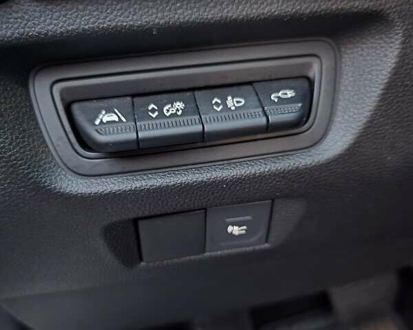 Белый Рено Зое, объемом двигателя 0 л и пробегом 16 тыс. км за 12999 $, фото 33 на Automoto.ua