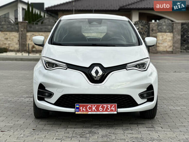 Белый Рено Зое, объемом двигателя 0 л и пробегом 106 тыс. км за 11400 $, фото 2 на Automoto.ua