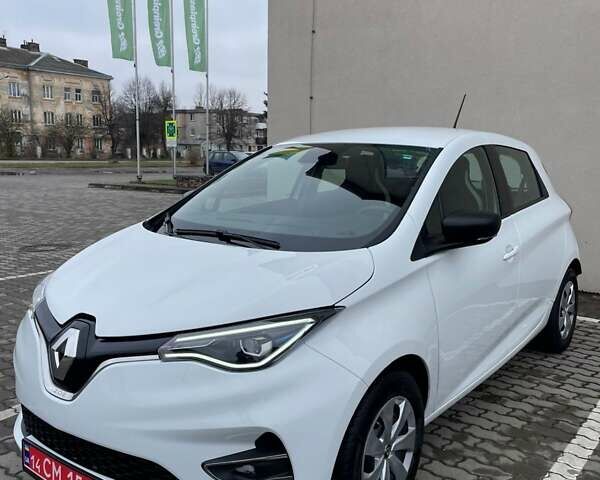 Белый Рено Зое, объемом двигателя 0 л и пробегом 58 тыс. км за 11996 $, фото 7 на Automoto.ua