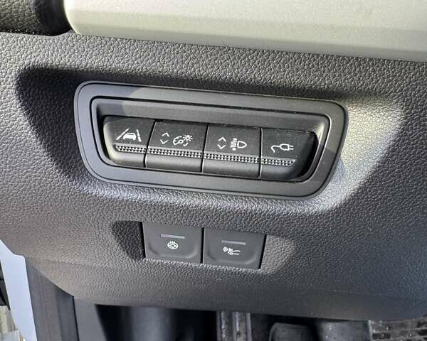 Рено Зое 2021 в Житомире на Automoto.ua Белый Рено Зое, объемом двигателя 0 л и пробегом 32 тыс. км за 12500 $, фото 9 на Automoto.ua