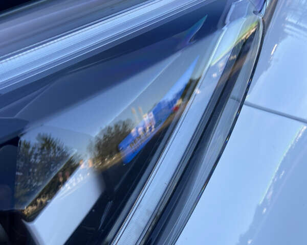 Белый Рено Зое, объемом двигателя 0 л и пробегом 125 тыс. км за 11500 $, фото 19 на Automoto.ua