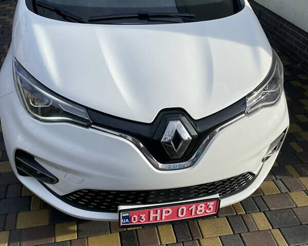 Белый Рено Зое, объемом двигателя 0 л и пробегом 126 тыс. км за 11950 $, фото 7 на Automoto.ua