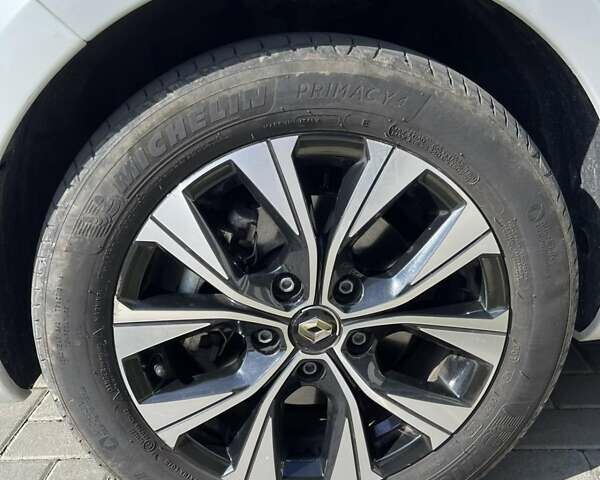 Белый Рено Зое, объемом двигателя 0 л и пробегом 31 тыс. км за 13800 $, фото 10 на Automoto.ua