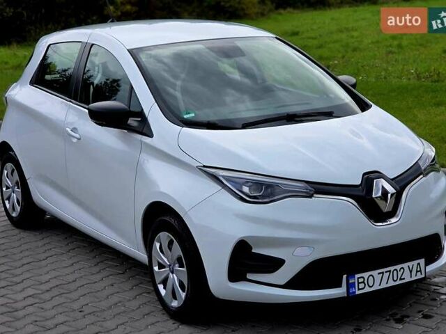 Белый Рено Зое, объемом двигателя 0 л и пробегом 151 тыс. км за 11000 $, фото 15 на Automoto.ua