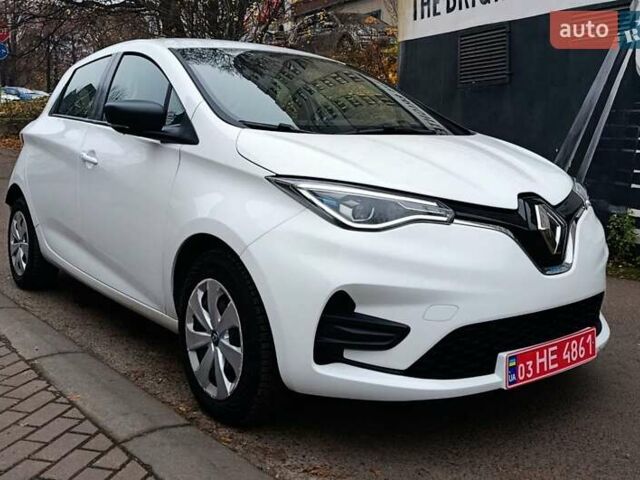 Белый Рено Зое, объемом двигателя 0 л и пробегом 82 тыс. км за 11600 $, фото 27 на Automoto.ua