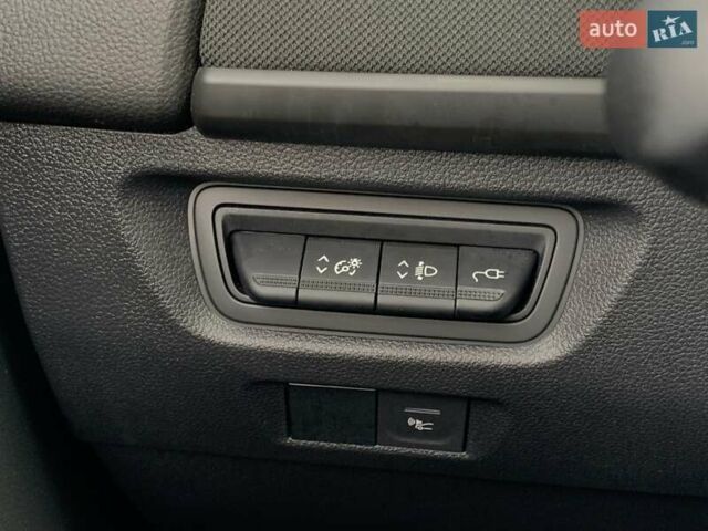 Рено Зое 2021 у Бердичеве на Automoto.ua Білий Рено Зое, об'ємом двигуна 0 л та пробігом 90 тис. км за 12999 $, фото 37 на Automoto.ua