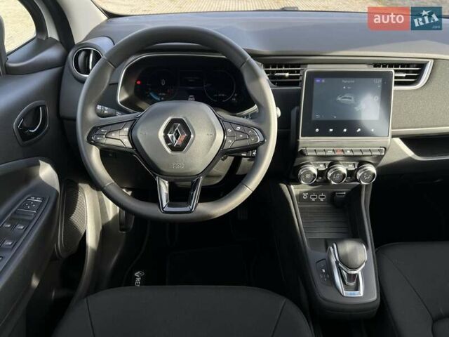Белый Рено Зое, объемом двигателя 0 л и пробегом 37 тыс. км за 12931 $, фото 13 на Automoto.ua