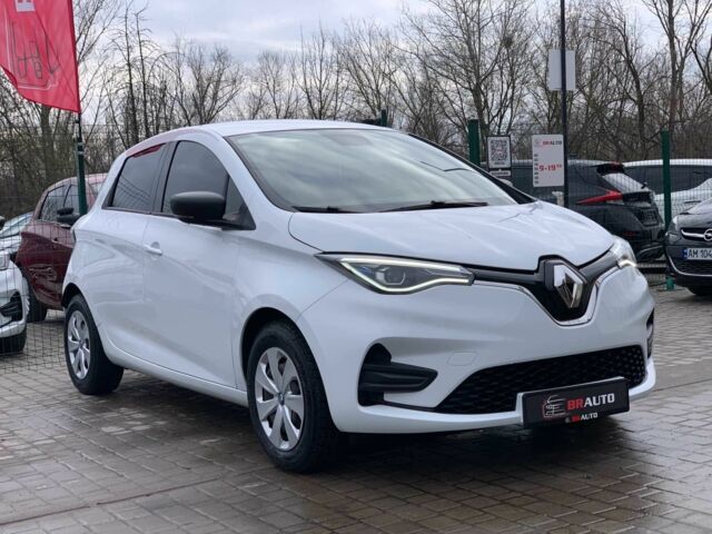 Белый Рено Зое, объемом двигателя 0 л и пробегом 124 тыс. км за 11955 $, фото 2 на Automoto.ua