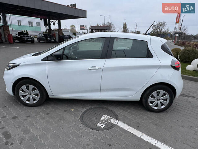 Белый Рено Зое, объемом двигателя 0 л и пробегом 56 тыс. км за 11999 $, фото 7 на Automoto.ua