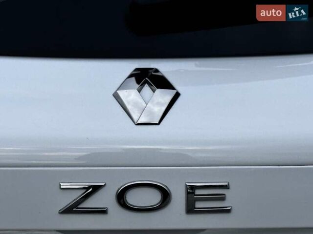 Рено Зое 2021 в Дрогобыче на Automoto.ua Белый Рено Зое, объемом двигателя 0 л и пробегом 55 тыс. км за 12900 $, фото 18 на Automoto.ua