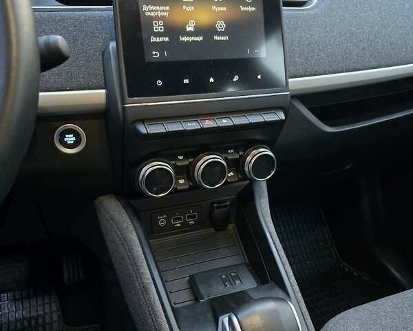 Белый Рено Зое, объемом двигателя 0 л и пробегом 16 тыс. км за 12999 $, фото 30 на Automoto.ua