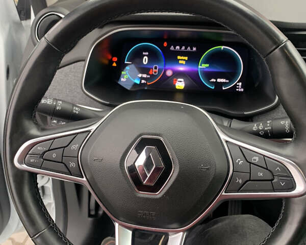 Белый Рено Зое, объемом двигателя 0 л и пробегом 82 тыс. км за 13800 $, фото 31 на Automoto.ua