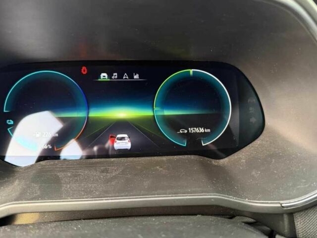 Білий Рено Зое, об'ємом двигуна 0 л та пробігом 157 тис. км за 9990 $, фото 15 на Automoto.ua