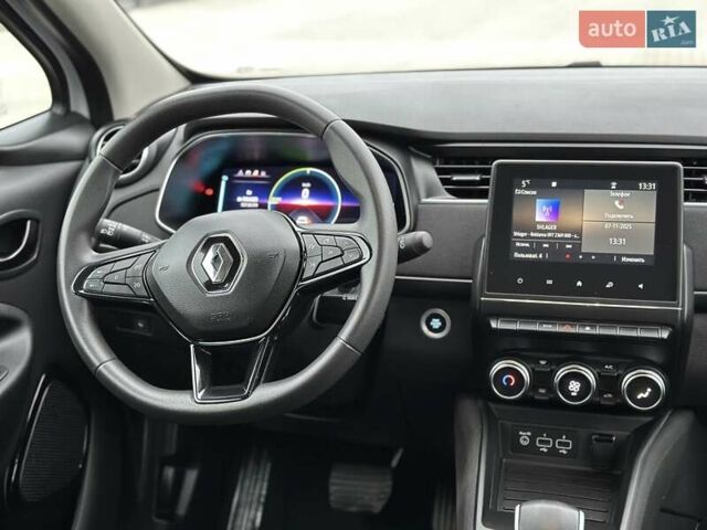 Білий Рено Зое, об'ємом двигуна 0 л та пробігом 49 тис. км за 12500 $, фото 17 на Automoto.ua