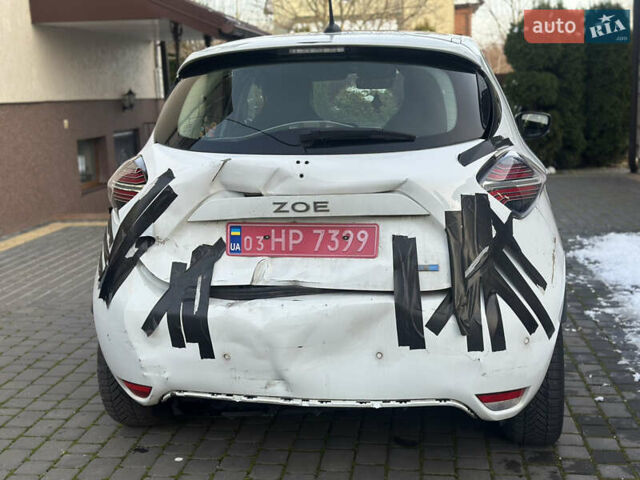 Білий Рено Зое, об'ємом двигуна 0 л та пробігом 37 тис. км за 9600 $, фото 8 на Automoto.ua