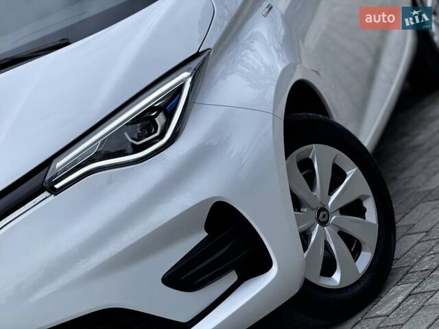 Рено Зое 2021 в Дрогобыче на Automoto.ua Белый Рено Зое, объемом двигателя 0 л и пробегом 55 тыс. км за 12900 $, фото 19 на Automoto.ua