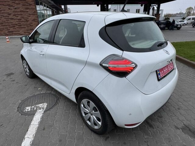 Білий Рено Зое, об'ємом двигуна 0 л та пробігом 56 тис. км за 11999 $, фото 5 на Automoto.ua