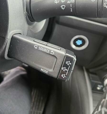 Рено Зое 2021 в Тернополе на Automoto.ua Белый Рено Зое, объемом двигателя 0 л и пробегом 51 тыс. км за 12999 $, фото 54 на Automoto.ua