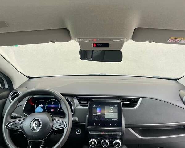 Белый Рено Зое, объемом двигателя 0 л и пробегом 58 тыс. км за 11996 $, фото 28 на Automoto.ua