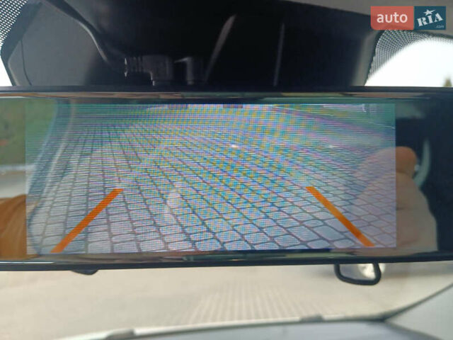 Белый Рено Зое, объемом двигателя 0 л и пробегом 39 тыс. км за 12000 $, фото 17 на Automoto.ua