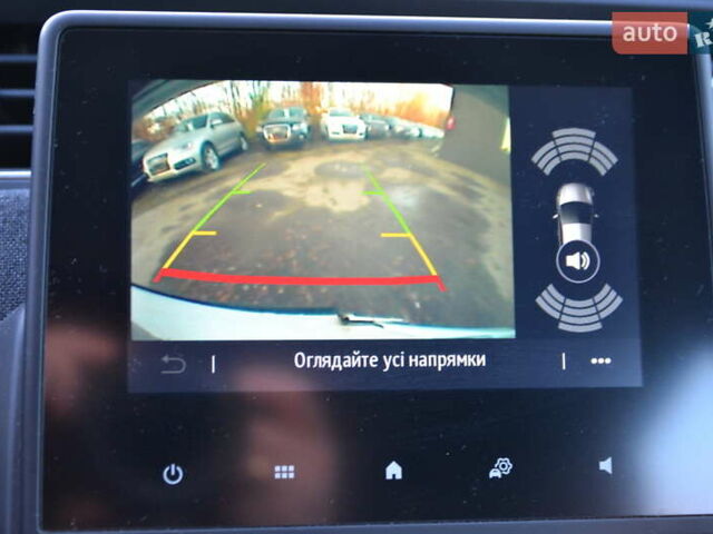 Белый Рено Зое, объемом двигателя 0 л и пробегом 50 тыс. км за 13999 $, фото 26 на Automoto.ua