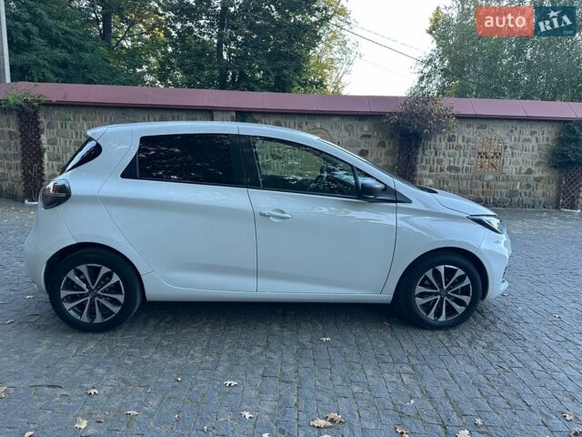 Білий Рено Зое, об'ємом двигуна 0 л та пробігом 80 тис. км за 13200 $, фото 5 на Automoto.ua
