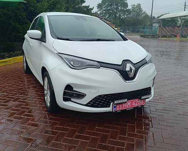 Белый Рено Зое, объемом двигателя 0 л и пробегом 130 тыс. км за 10350 $, фото 8 на Automoto.ua