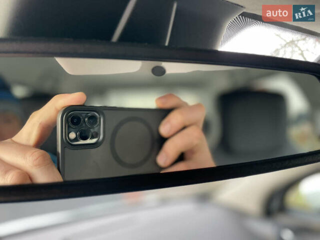 Белый Рено Зое, объемом двигателя 0 л и пробегом 126 тыс. км за 11950 $, фото 26 на Automoto.ua