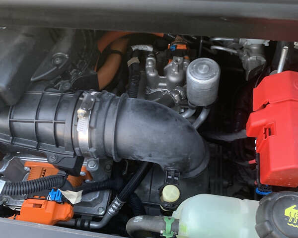 Білий Рено Зое, об'ємом двигуна 0 л та пробігом 29 тис. км за 12400 $, фото 8 на Automoto.ua