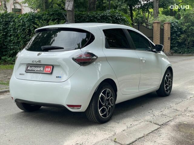 Белый Рено Зое, объемом двигателя 0 л и пробегом 34 тыс. км за 13990 $, фото 5 на Automoto.ua