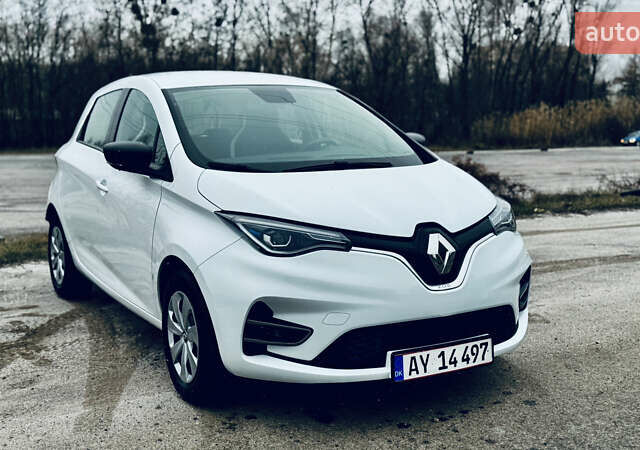 Білий Рено Зое, об'ємом двигуна 0 л та пробігом 59 тис. км за 12800 $, фото 13 на Automoto.ua