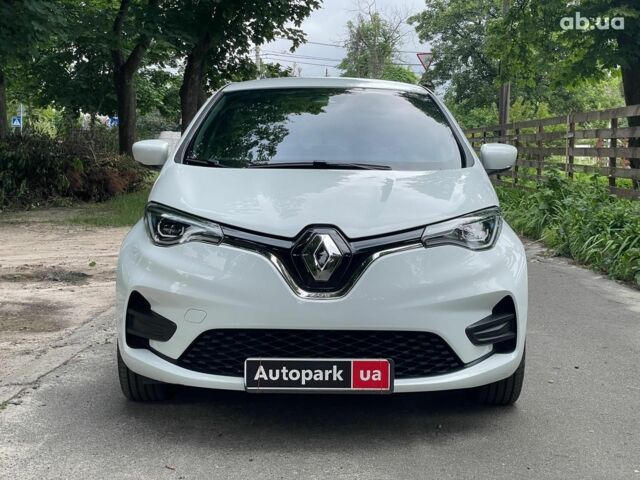 Белый Рено Зое, объемом двигателя 0 л и пробегом 34 тыс. км за 13990 $, фото 1 на Automoto.ua