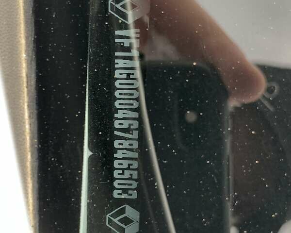 Рено Зое 2021 у Бердичеве на Automoto.ua Білий Рено Зое, об'ємом двигуна 0 л та пробігом 90 тис. км за 12999 $, фото 54 на Automoto.ua